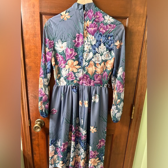 BOSTON MAID VTG 80s Pretty floral dress w/semi sheer sleeves. Size 10 - Picture 6 of 11